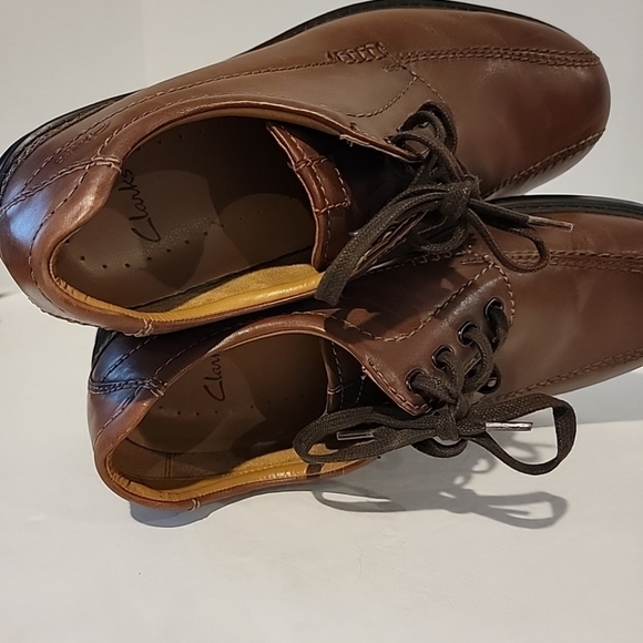 Clarks Dress Shoes Mens 10 M Sepatu Hommes Oxford Brown Leather Low Top 26068037 - Picture 2 of 6